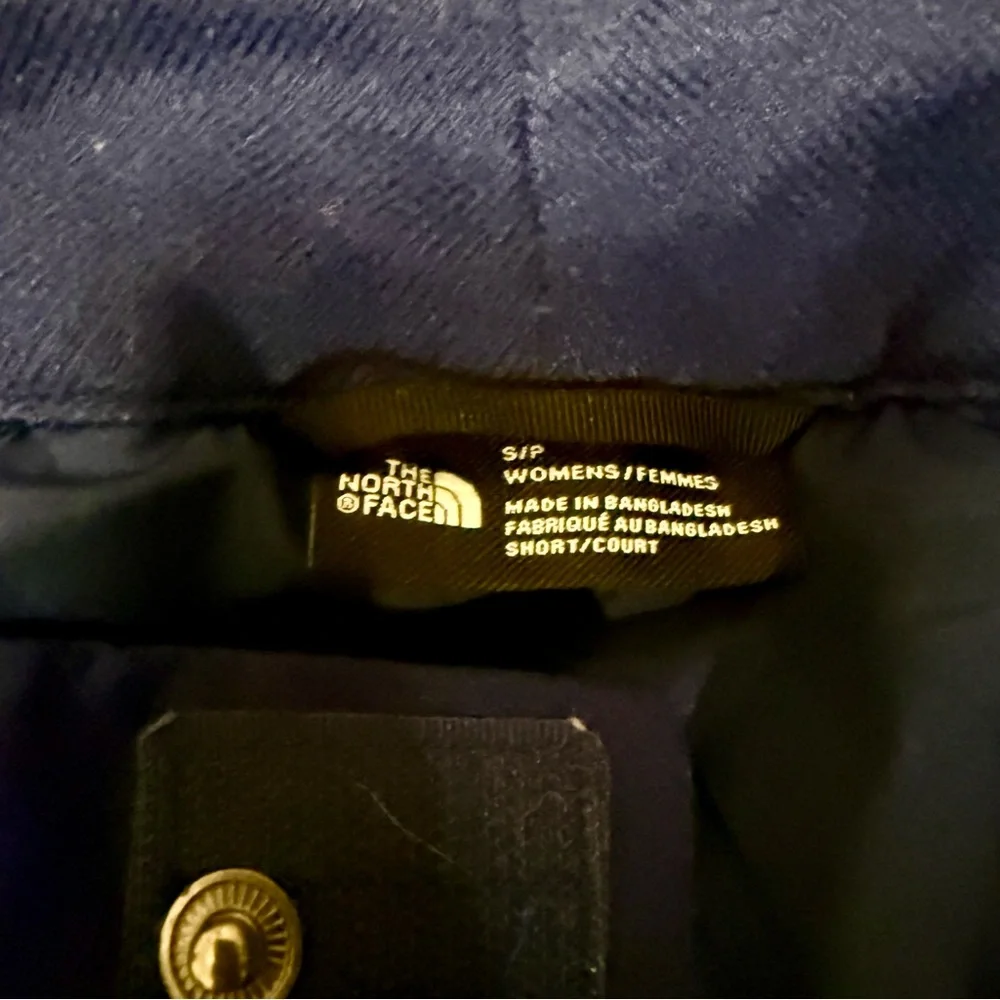 The North Face Women’s Blue Snow Pants - Picture 4 of 6